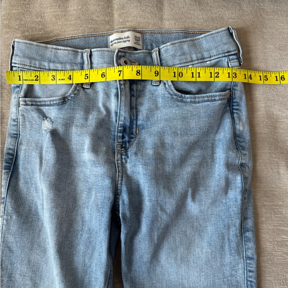 Abercrombie Kids High Rise Jean Legging Light Wash Distressed Jeans 13/14 Short - Picture 7 of 10